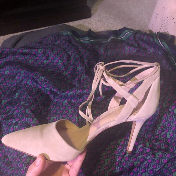 Cream suede stilettos size 9 - Picture 3 of 8